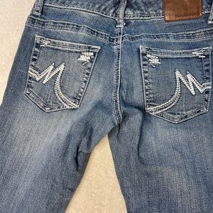 Maurice’s Jeans. Woman’s Size 0 Short, boot cut.